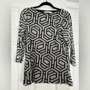 Stylish Black and Gray Geometric Women's Blouse